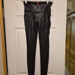 Spanx Faux Leather High Waisted Leggings in Black - Size Small